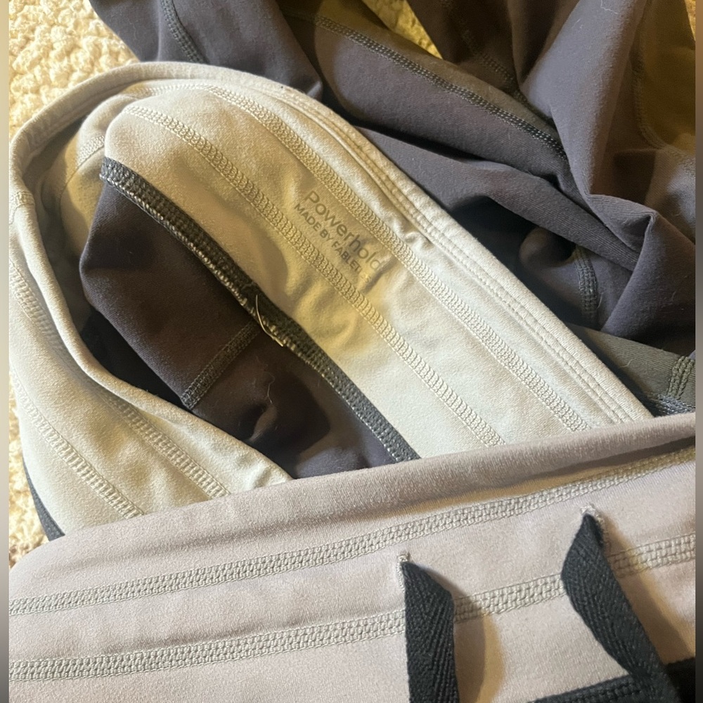Fabletics Leggings Bundle! - image 4